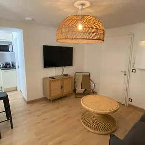 2 Pieces Apartment